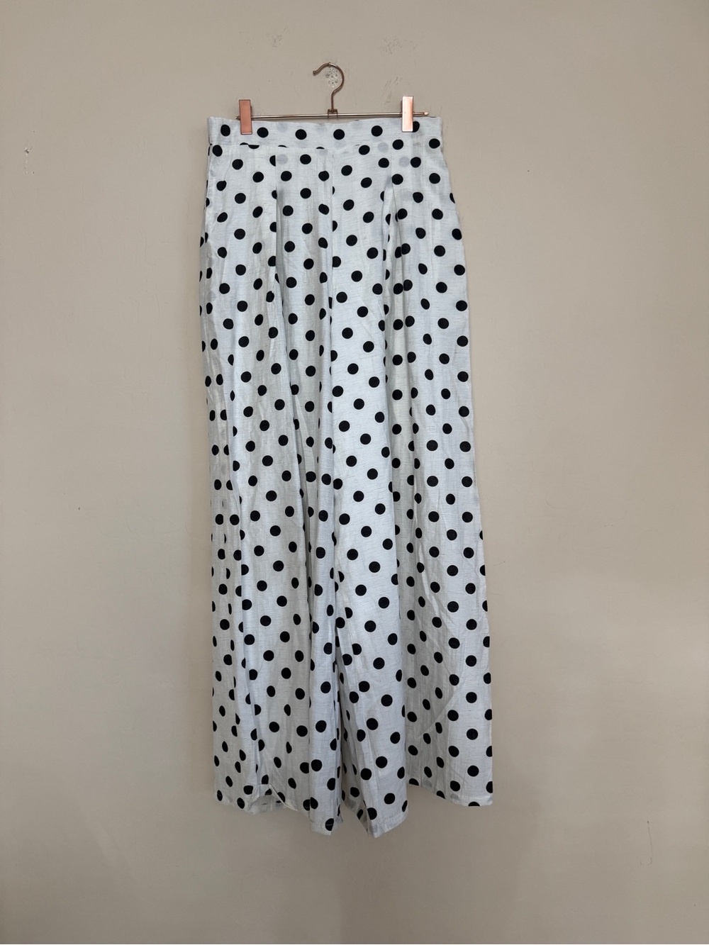Altar'd State Black & White Polka Dot Wide-Leg Flowy Pants Lightweight M - Picture 3 of 13